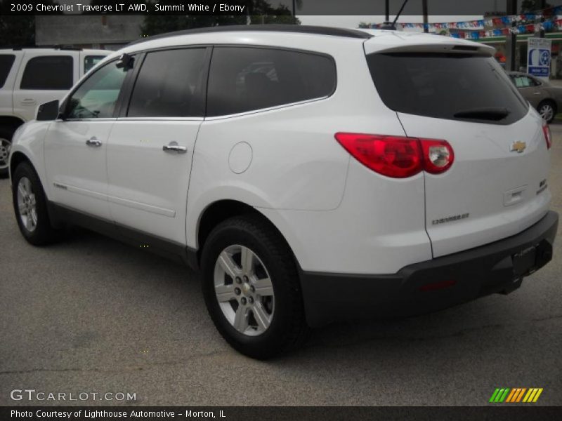 Summit White / Ebony 2009 Chevrolet Traverse LT AWD