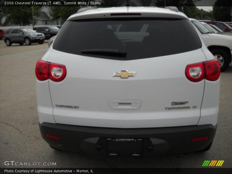Summit White / Ebony 2009 Chevrolet Traverse LT AWD