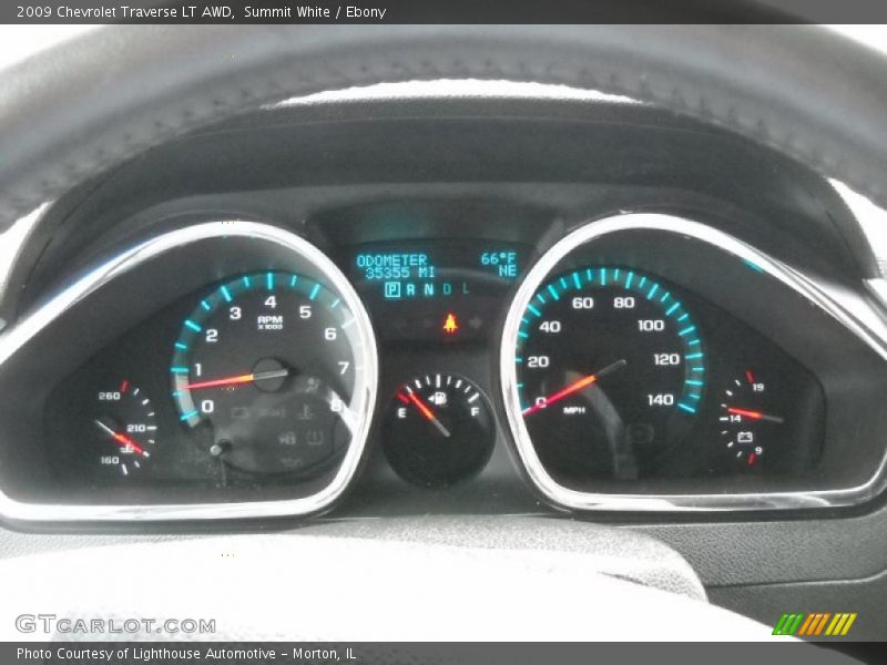Summit White / Ebony 2009 Chevrolet Traverse LT AWD