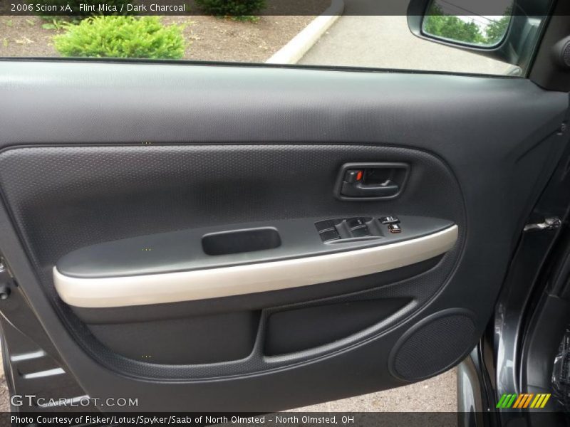 Flint Mica / Dark Charcoal 2006 Scion xA