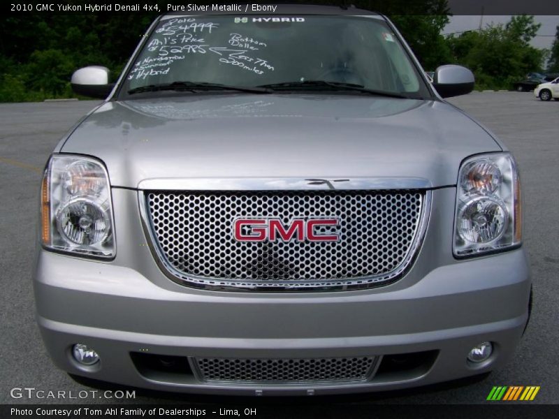 Pure Silver Metallic / Ebony 2010 GMC Yukon Hybrid Denali 4x4