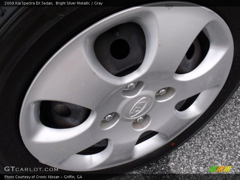 Bright Silver Metallic / Gray 2009 Kia Spectra EX Sedan