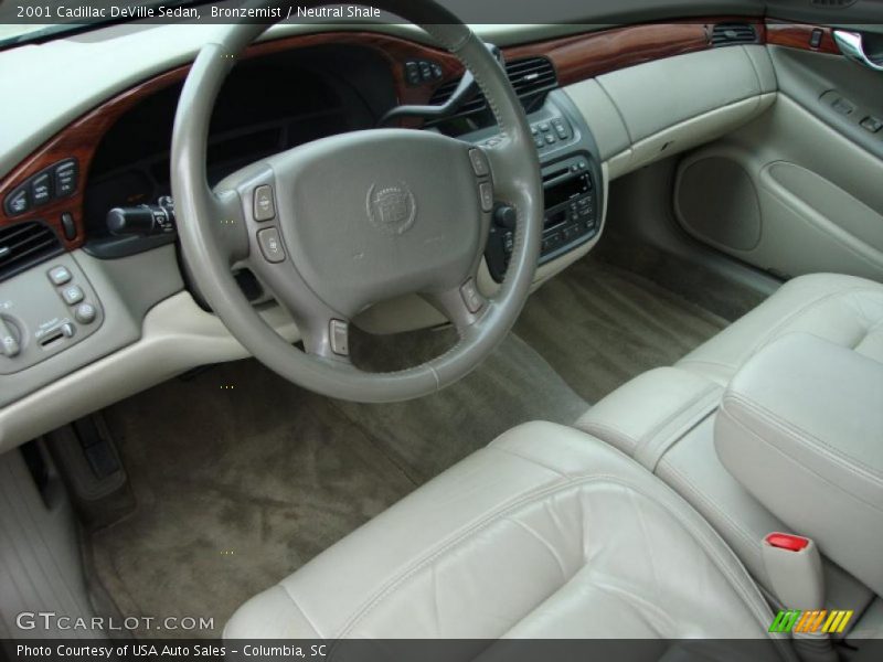 Bronzemist / Neutral Shale 2001 Cadillac DeVille Sedan