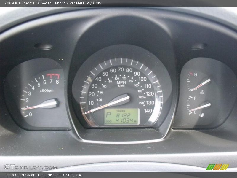 Bright Silver Metallic / Gray 2009 Kia Spectra EX Sedan