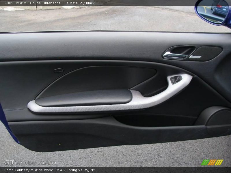 Door Panel of 2005 M3 Coupe