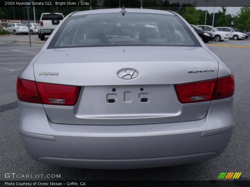 Bright Silver / Gray 2009 Hyundai Sonata GLS