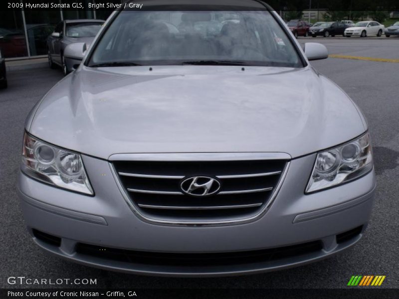 Bright Silver / Gray 2009 Hyundai Sonata GLS