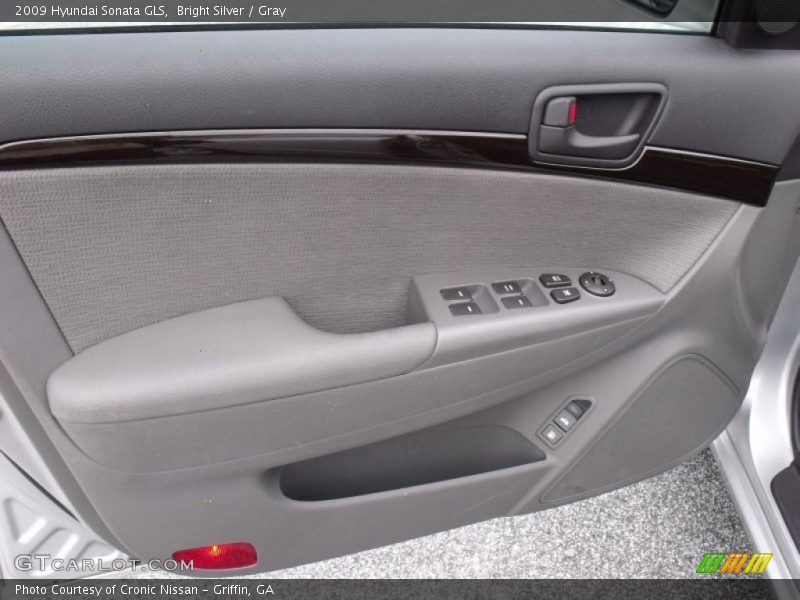 Bright Silver / Gray 2009 Hyundai Sonata GLS