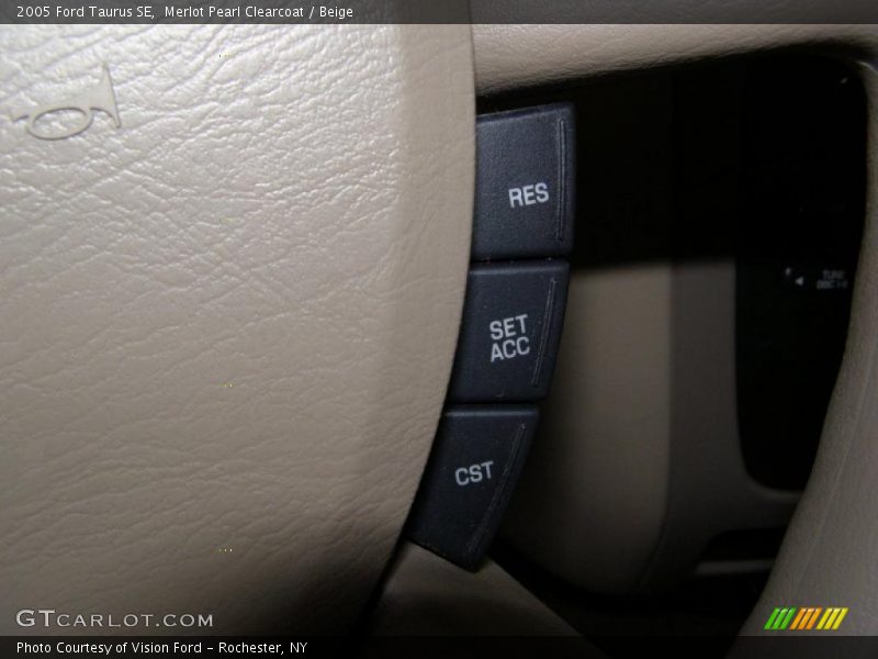 Merlot Pearl Clearcoat / Beige 2005 Ford Taurus SE