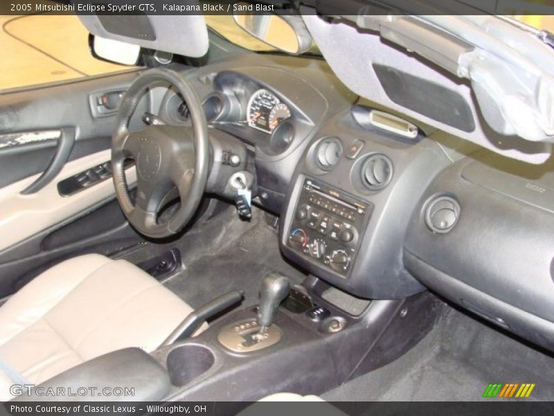 Kalapana Black / Sand Blast 2005 Mitsubishi Eclipse Spyder GTS