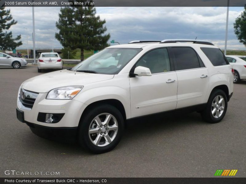 Cream White / Tan 2008 Saturn Outlook XR AWD