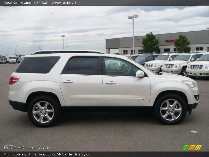 Cream White / Tan 2008 Saturn Outlook XR AWD