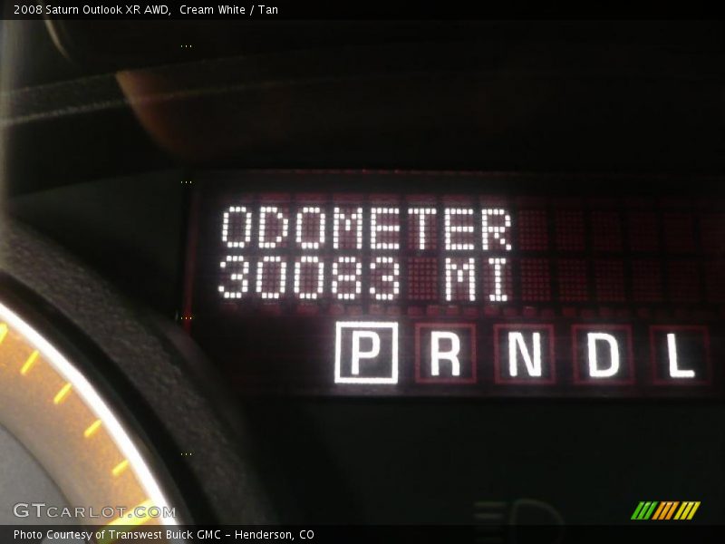 Cream White / Tan 2008 Saturn Outlook XR AWD