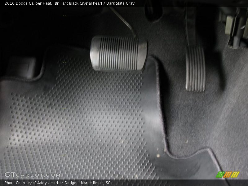 Brilliant Black Crystal Pearl / Dark Slate Gray 2010 Dodge Caliber Heat