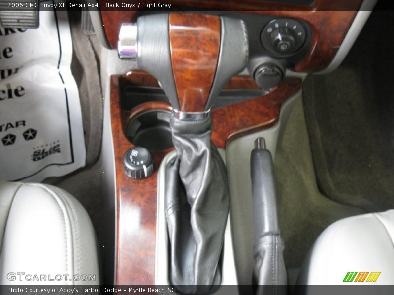 Black Onyx / Light Gray 2006 GMC Envoy XL Denali 4x4