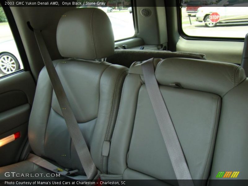Onyx Black / Stone Gray 2003 GMC Yukon Denali AWD