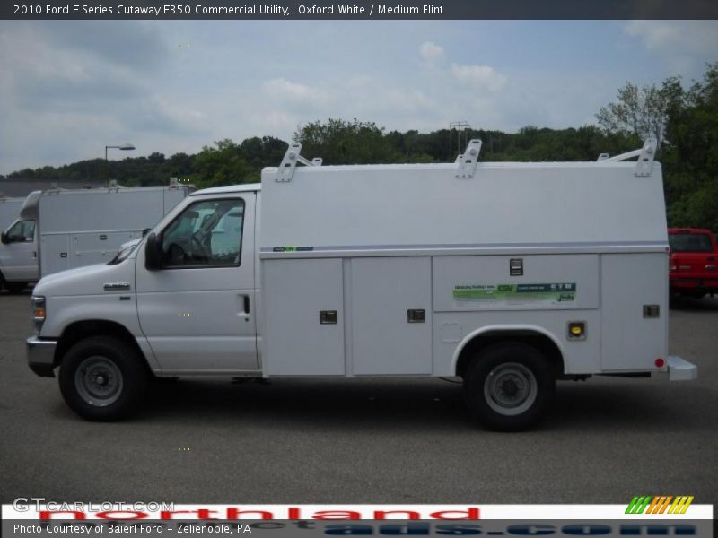 Oxford White / Medium Flint 2010 Ford E Series Cutaway E350 Commercial Utility