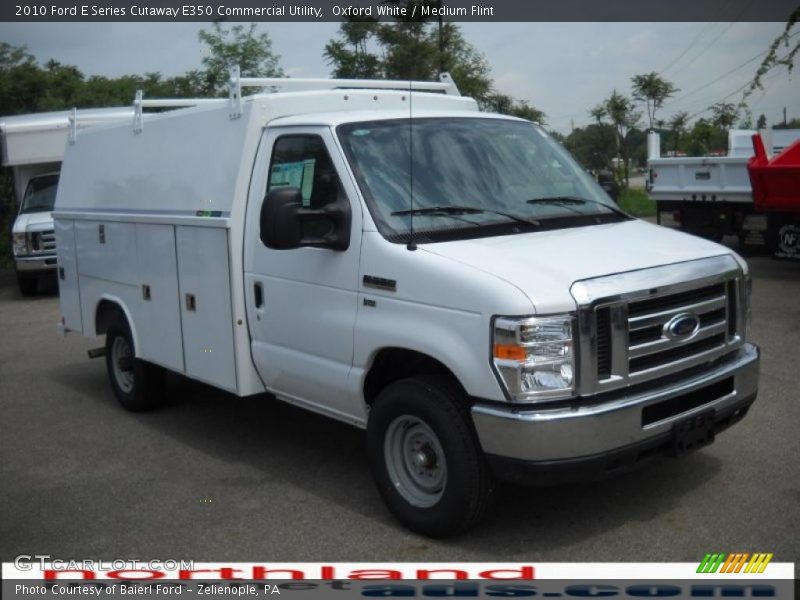 Oxford White / Medium Flint 2010 Ford E Series Cutaway E350 Commercial Utility