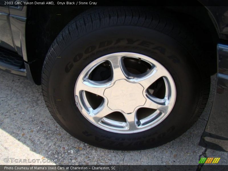 Onyx Black / Stone Gray 2003 GMC Yukon Denali AWD