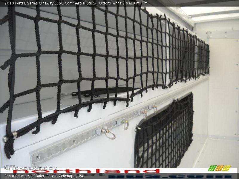 Oxford White / Medium Flint 2010 Ford E Series Cutaway E350 Commercial Utility