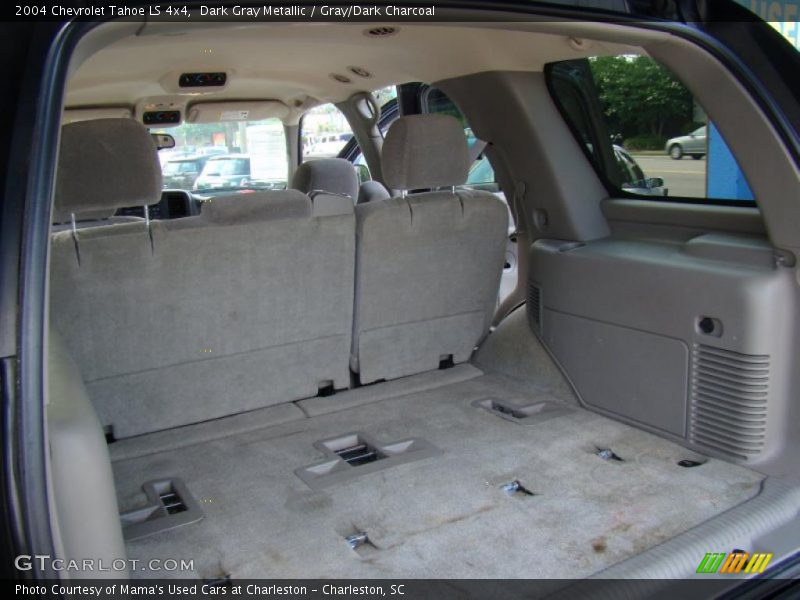 Dark Gray Metallic / Gray/Dark Charcoal 2004 Chevrolet Tahoe LS 4x4