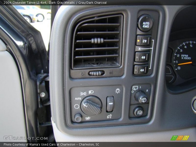 Dark Gray Metallic / Gray/Dark Charcoal 2004 Chevrolet Tahoe LS 4x4
