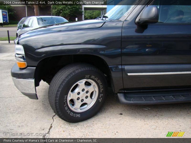 Dark Gray Metallic / Gray/Dark Charcoal 2004 Chevrolet Tahoe LS 4x4