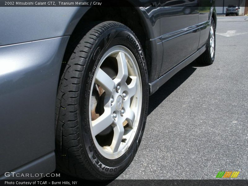 Titanium Metallic / Gray 2002 Mitsubishi Galant GTZ