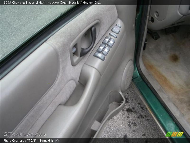 Meadow Green Metallic / Medium Gray 1999 Chevrolet Blazer LS 4x4