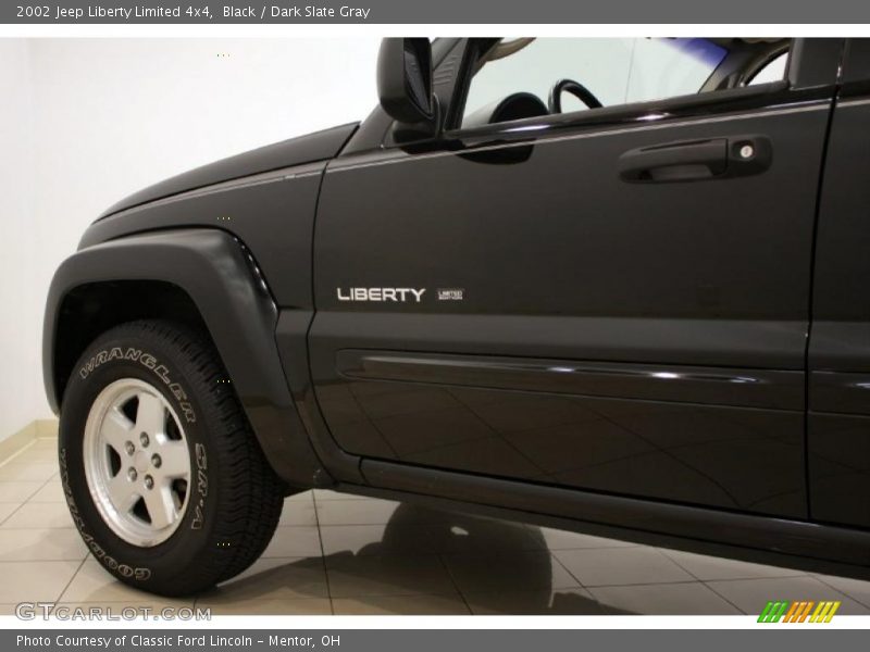 Black / Dark Slate Gray 2002 Jeep Liberty Limited 4x4