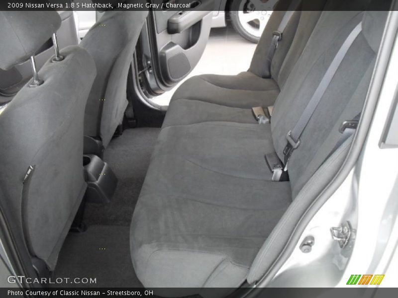 Magnetic Gray / Charcoal 2009 Nissan Versa 1.8 S Hatchback