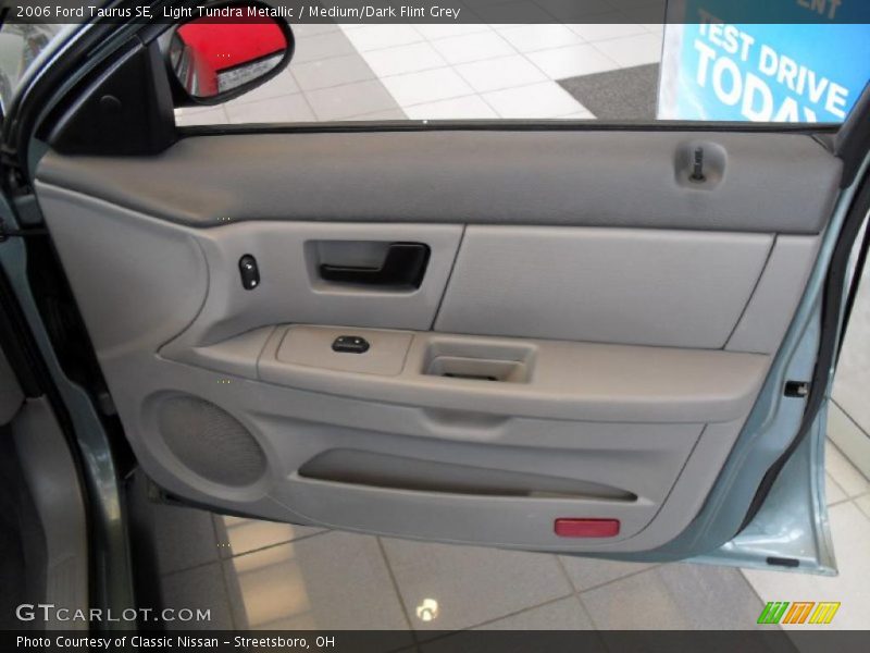 Light Tundra Metallic / Medium/Dark Flint Grey 2006 Ford Taurus SE