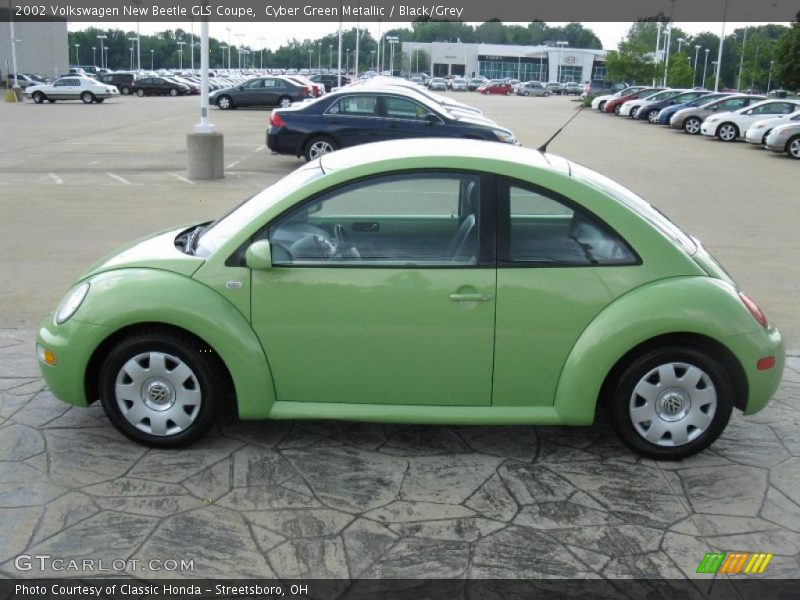 Cyber Green Metallic / Black/Grey 2002 Volkswagen New Beetle GLS Coupe