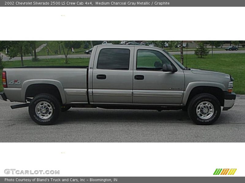 Medium Charcoal Gray Metallic / Graphite 2002 Chevrolet Silverado 2500 LS Crew Cab 4x4