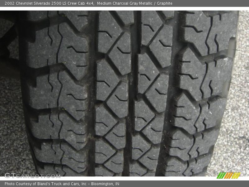 Medium Charcoal Gray Metallic / Graphite 2002 Chevrolet Silverado 2500 LS Crew Cab 4x4