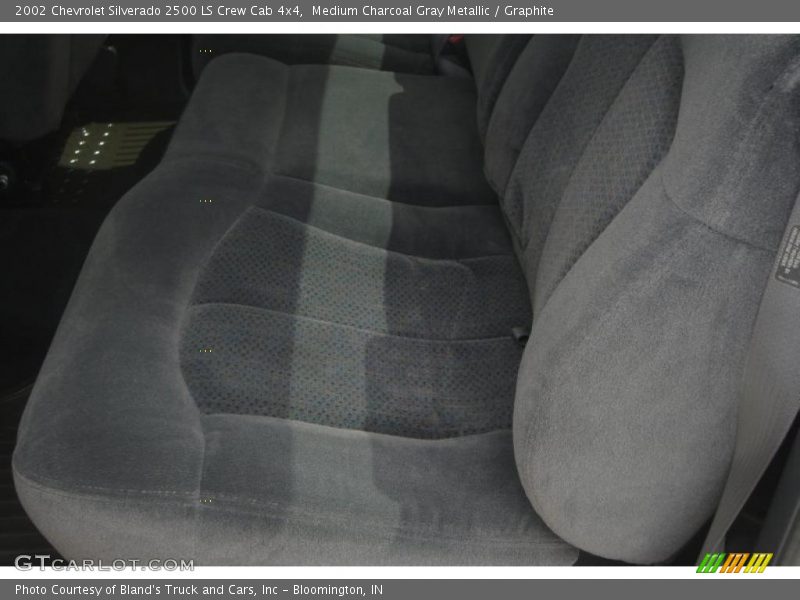 Medium Charcoal Gray Metallic / Graphite 2002 Chevrolet Silverado 2500 LS Crew Cab 4x4