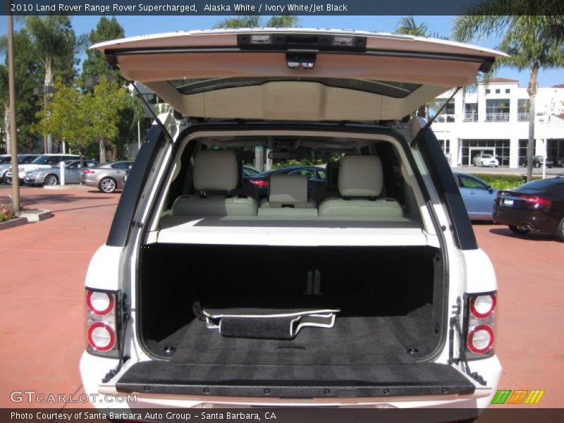 Alaska White / Ivory White/Jet Black 2010 Land Rover Range Rover Supercharged