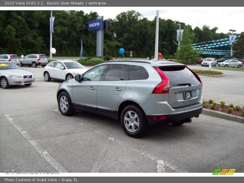 Electric Silver Metallic / Anthracite 2010 Volvo XC60 3.2