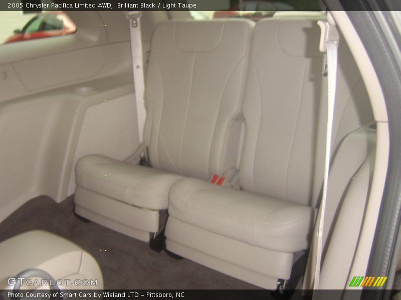 Brilliant Black / Light Taupe 2005 Chrysler Pacifica Limited AWD
