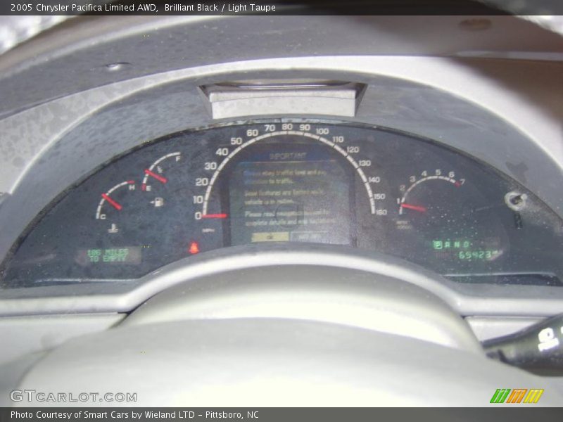 Brilliant Black / Light Taupe 2005 Chrysler Pacifica Limited AWD