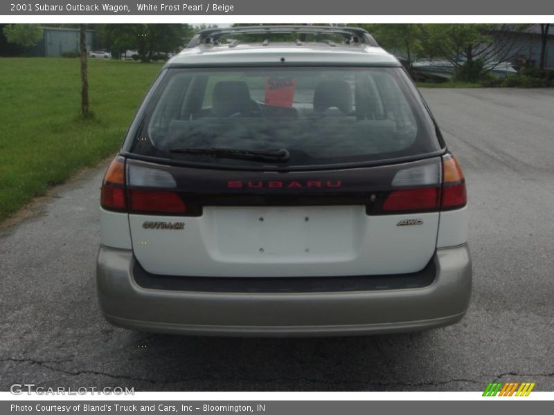 White Frost Pearl / Beige 2001 Subaru Outback Wagon