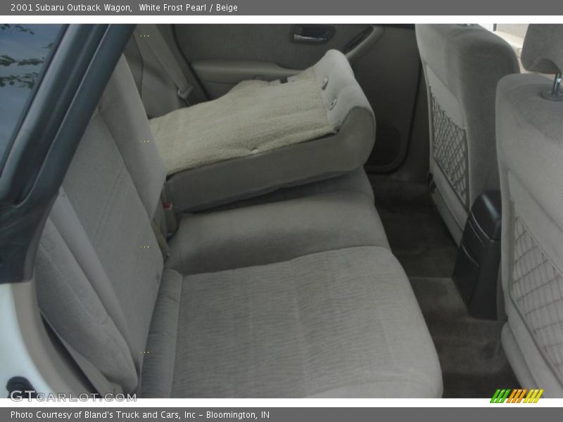 White Frost Pearl / Beige 2001 Subaru Outback Wagon