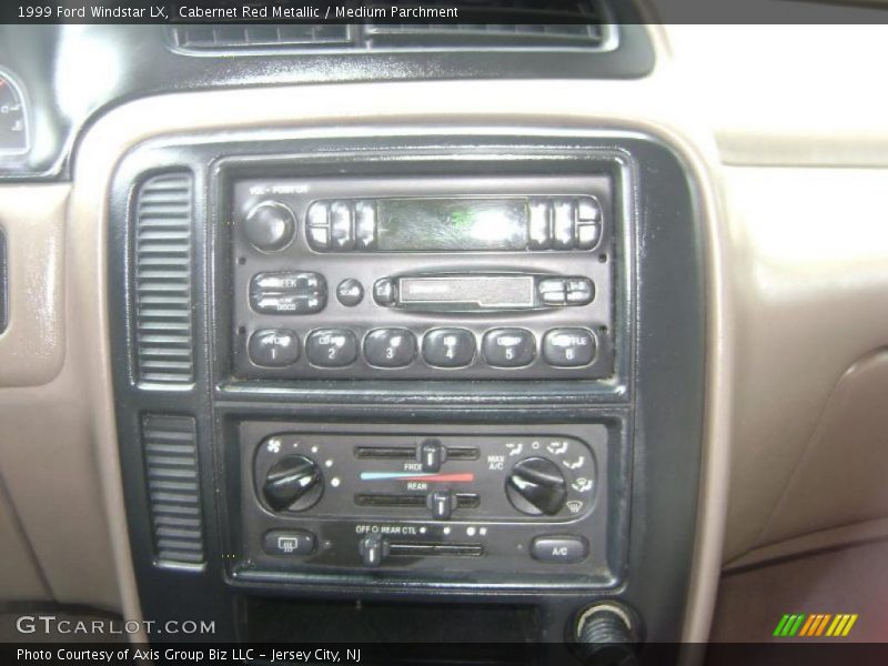 Cabernet Red Metallic / Medium Parchment 1999 Ford Windstar LX