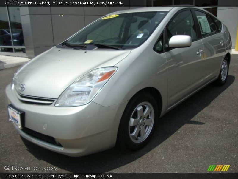 Millenium Silver Metallic / Gray/Burgundy 2005 Toyota Prius Hybrid