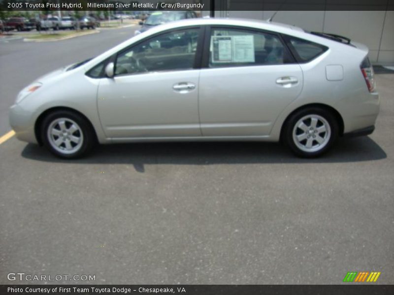 Millenium Silver Metallic / Gray/Burgundy 2005 Toyota Prius Hybrid