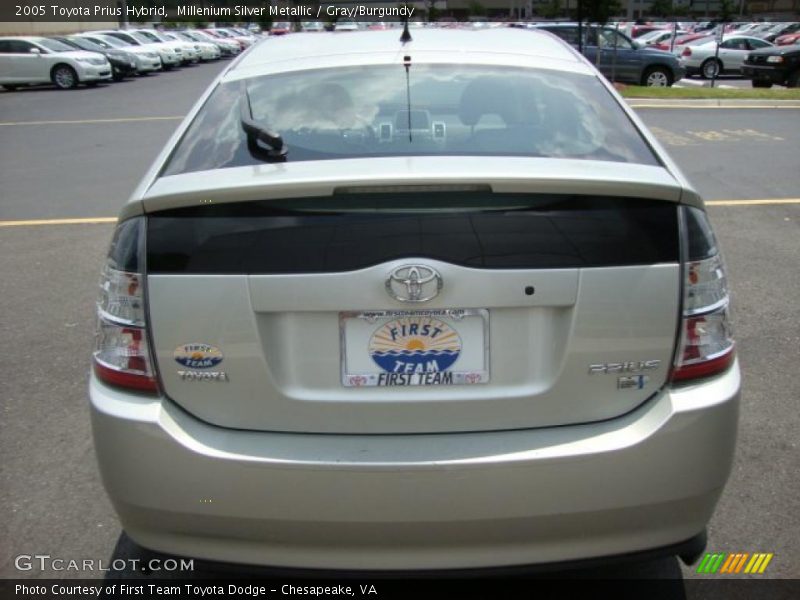 Millenium Silver Metallic / Gray/Burgundy 2005 Toyota Prius Hybrid