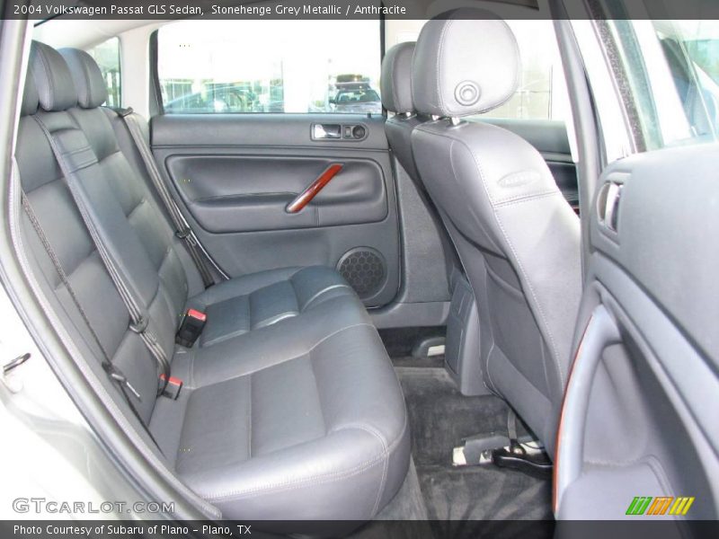 Stonehenge Grey Metallic / Anthracite 2004 Volkswagen Passat GLS Sedan