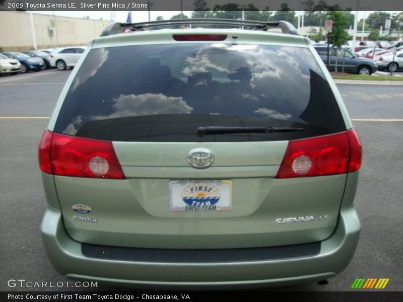 Silver Pine Mica / Stone 2009 Toyota Sienna LE