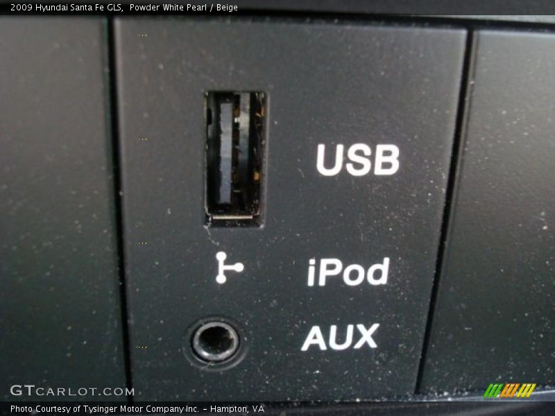 Powder White Pearl / Beige 2009 Hyundai Santa Fe GLS