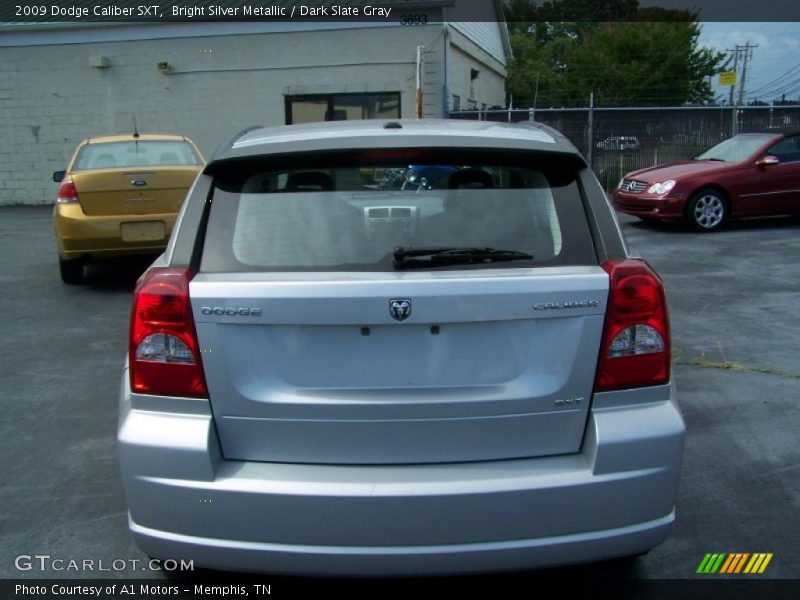 Bright Silver Metallic / Dark Slate Gray 2009 Dodge Caliber SXT